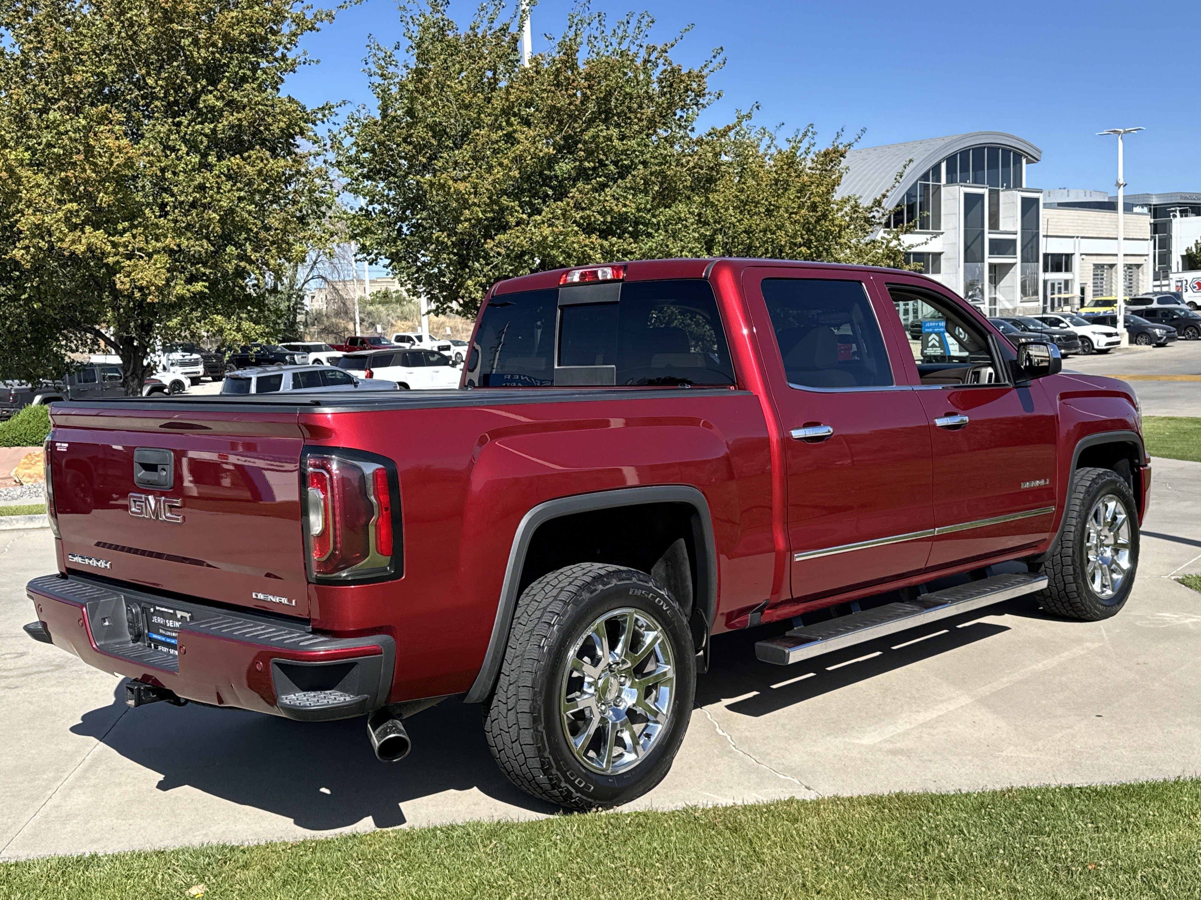 Used 2018 GMC Sierra 1500 Denali AWD/4WD image 10