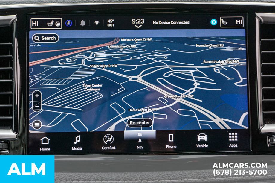 Used 2024 Chrysler Pacifica Select image 42