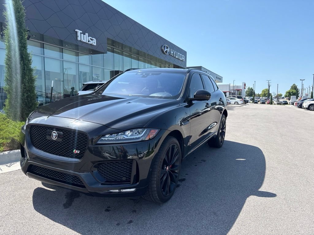 Used 2020 Jaguar F-PACE S AWD/4WD image 2
