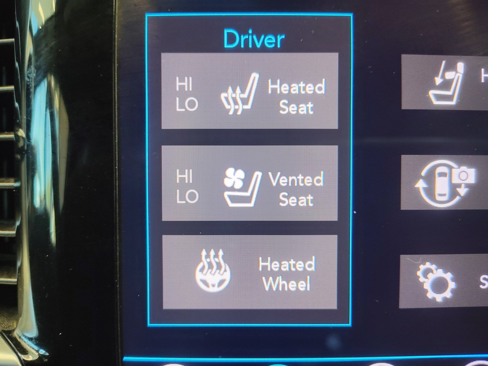 Used 2019 Chrysler Pacifica Limited w/ Advanced Safetytec Group FWD image 26