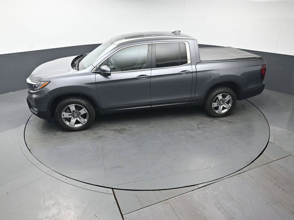 Certified 2025 Honda Ridgeline RTL image 37