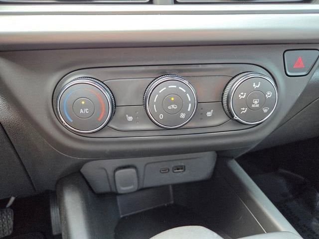 Used 2024 Chevrolet Trax LS w/ LS Convenience Package image 25