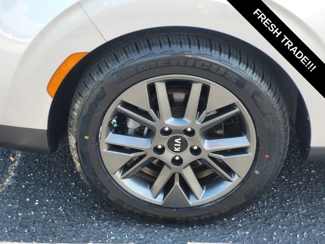 Used 2021 Kia Soul S FWD image 8