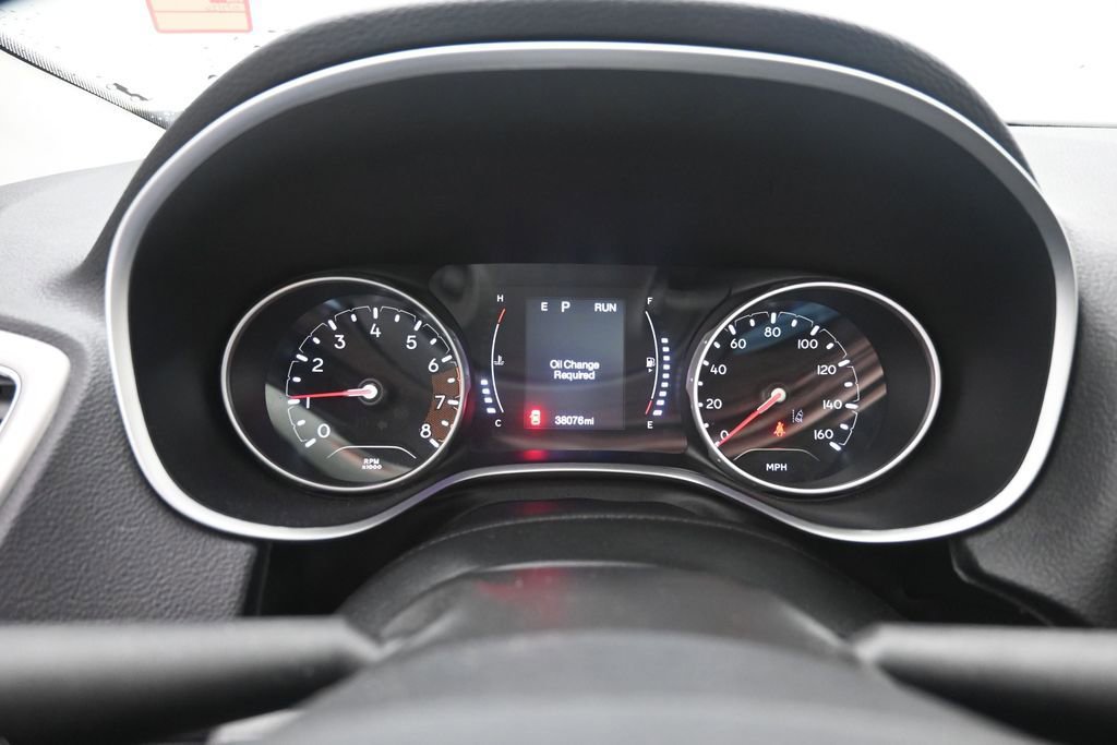 Used 2020 Jeep Compass Latitude AWD/4WD image 3