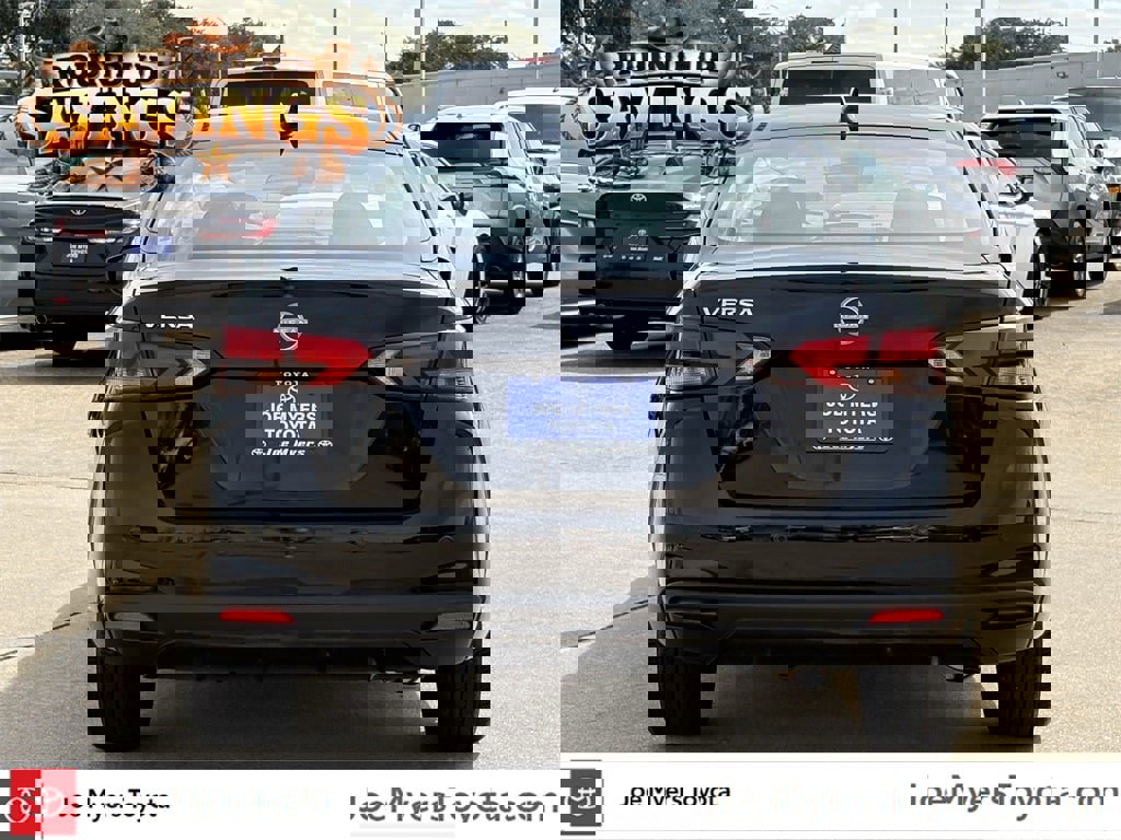 Used 2025 Nissan Versa SV image 8