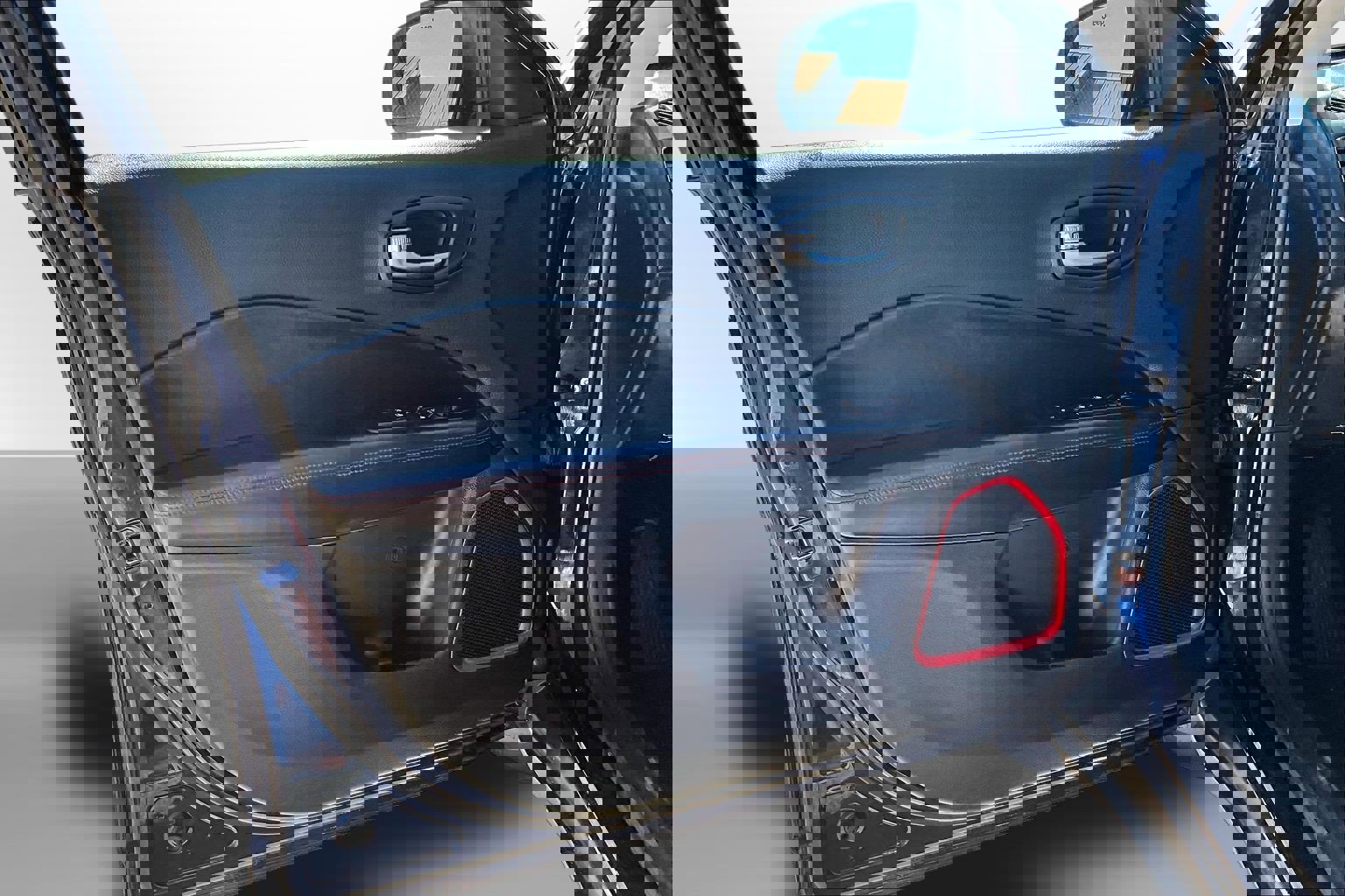 Used 2019 Jeep Compass Trailhawk image 25