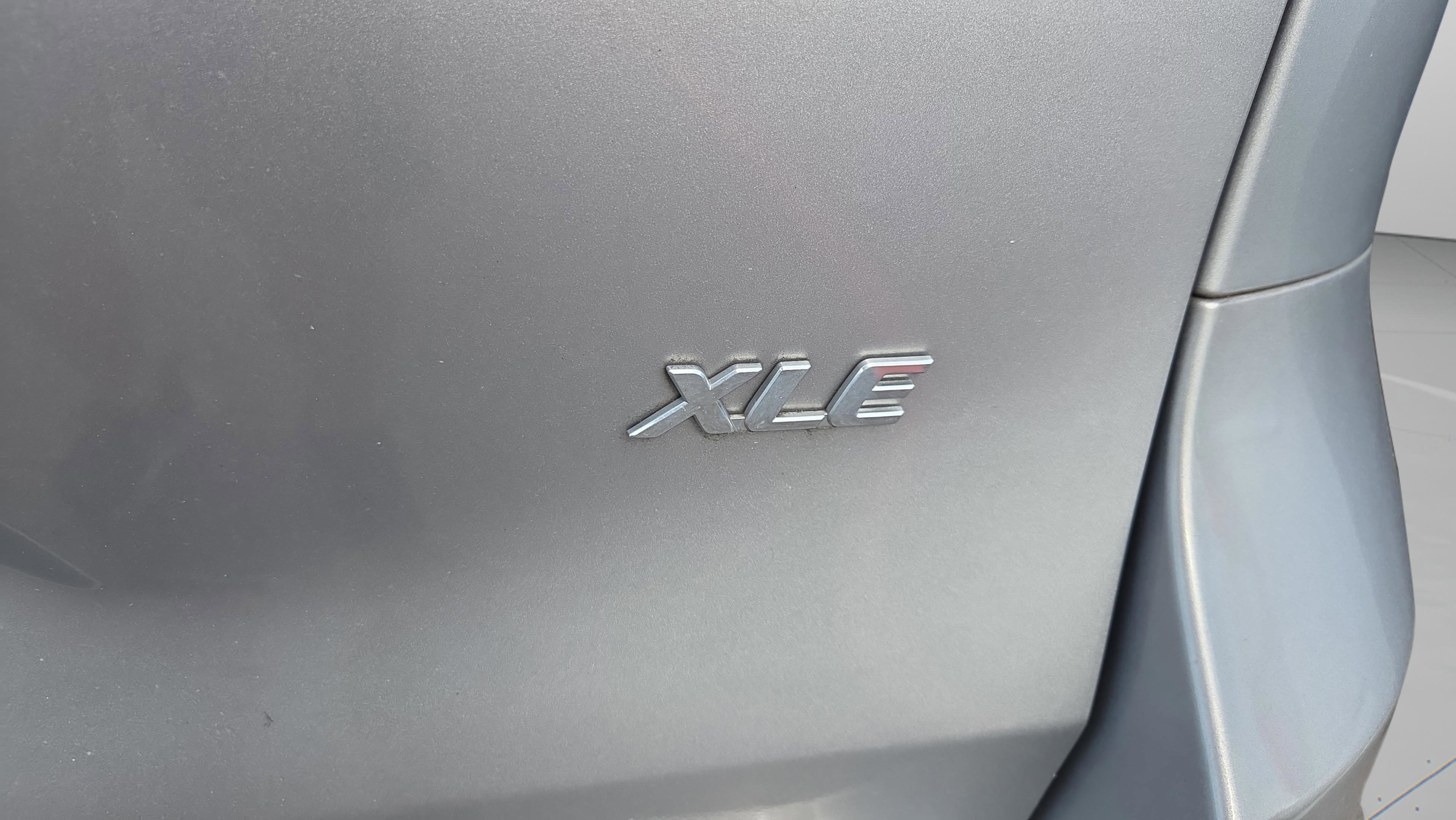 Used 2014 Toyota Sienna XLE image 5