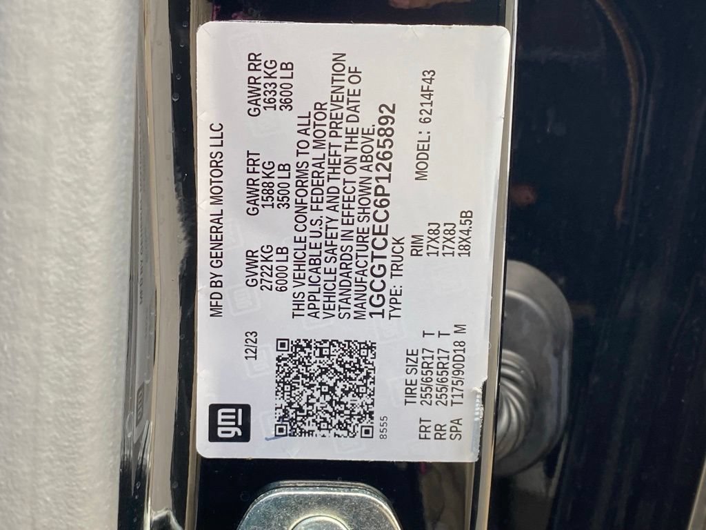 Used 2023 Chevrolet Colorado LT AWD/4WD image 31