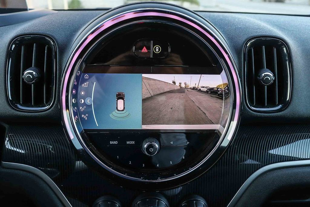 Used 2023 MINI Cooper Countryman SE w/ Storage Package image 30