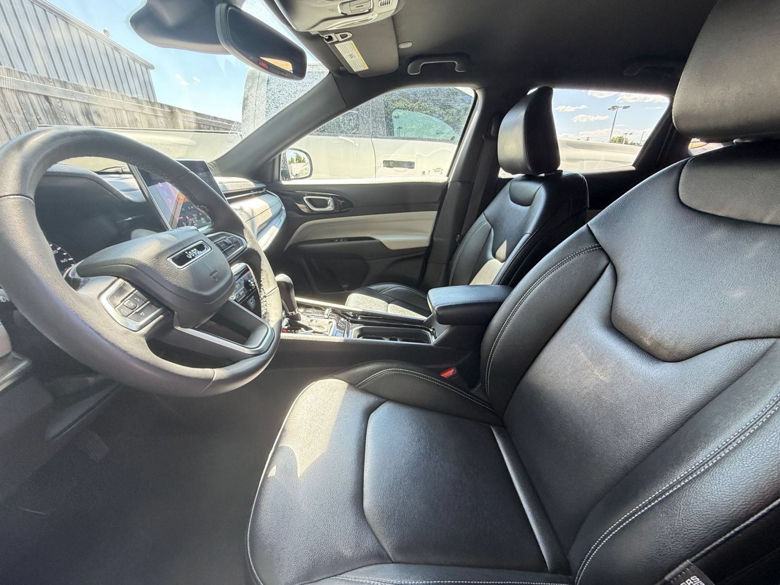 Used 2025 Jeep Compass Limited AWD/4WD image 27