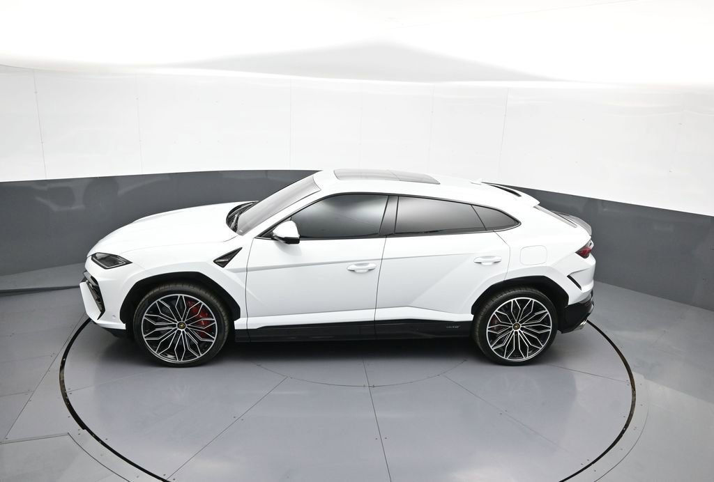 Used 2025 Lamborghini Urus SE AWD/4WD image 46