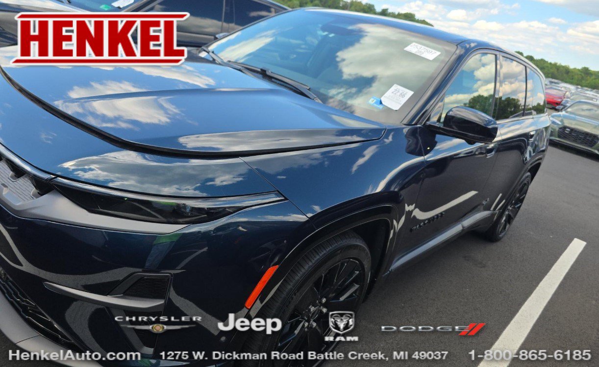 Used 2024 Jeep Wagoneer Launch Edition AWD/4WD image 1