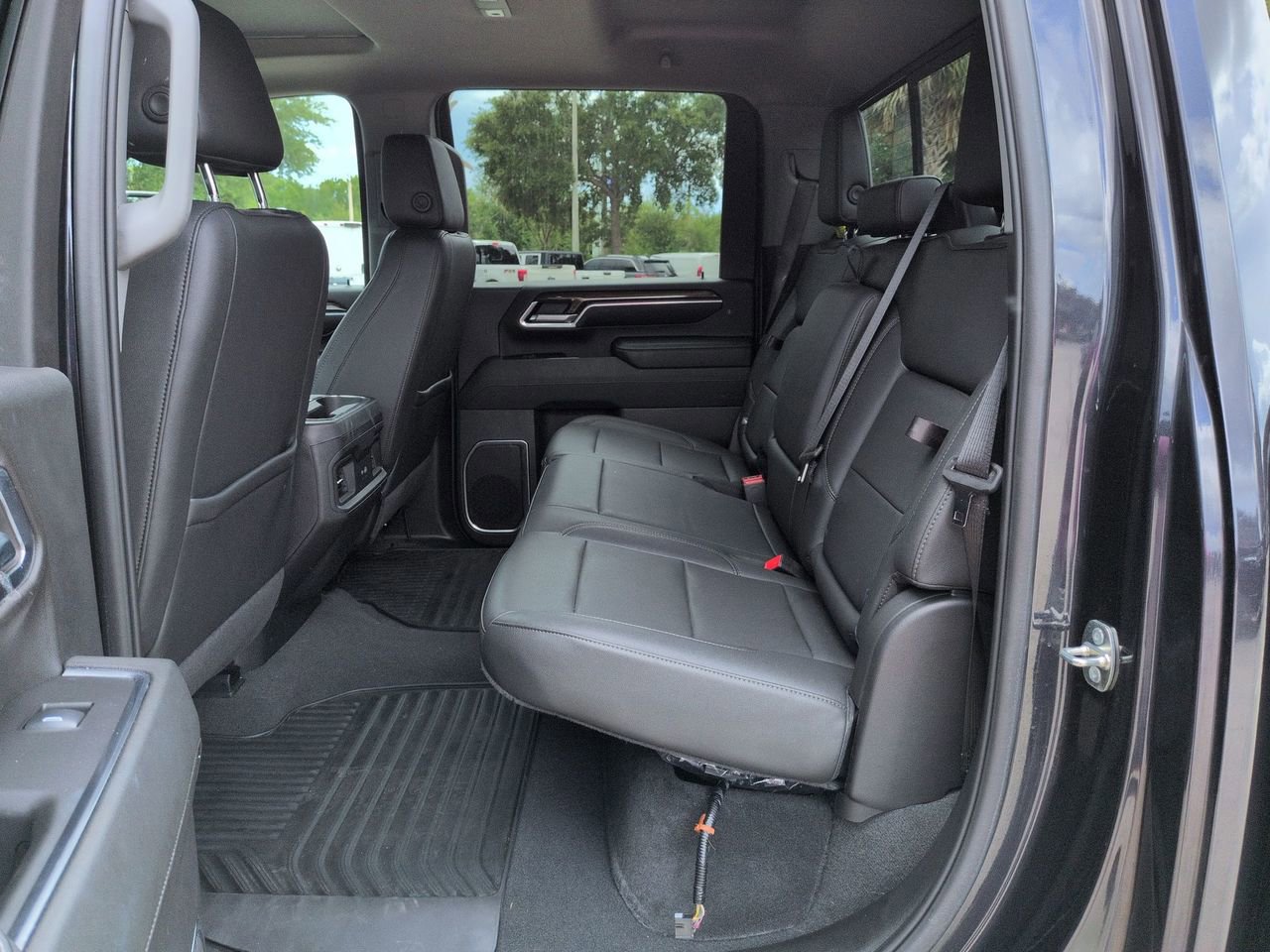 Used 2024 Chevrolet Silverado 3500 LT w/ All Star Edition AWD/4WD image 23