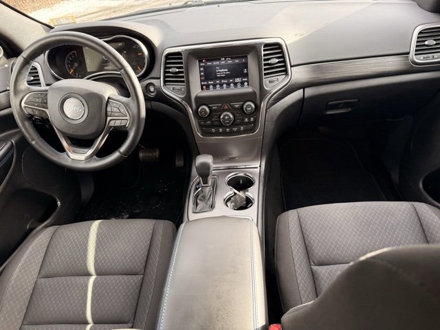 Used 2020 Jeep Grand Cherokee Laredo image 13