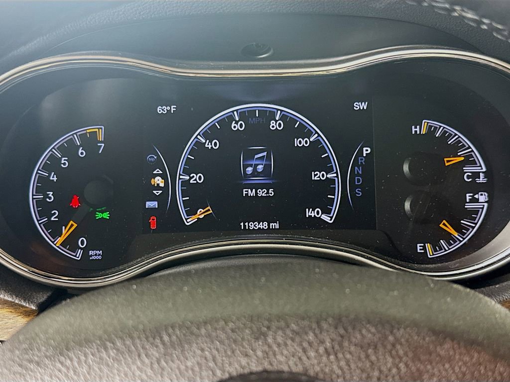 Used 2015 Jeep Grand Cherokee Limited image 12