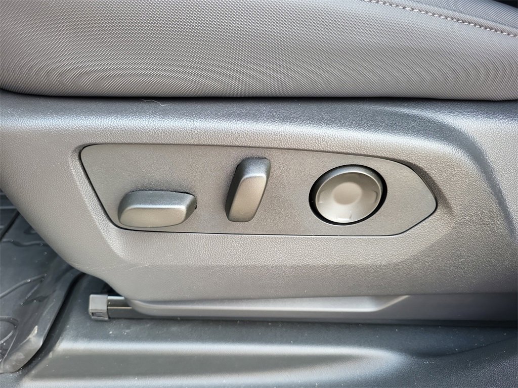 New 2025 GMC Hummer EV 3X image 12