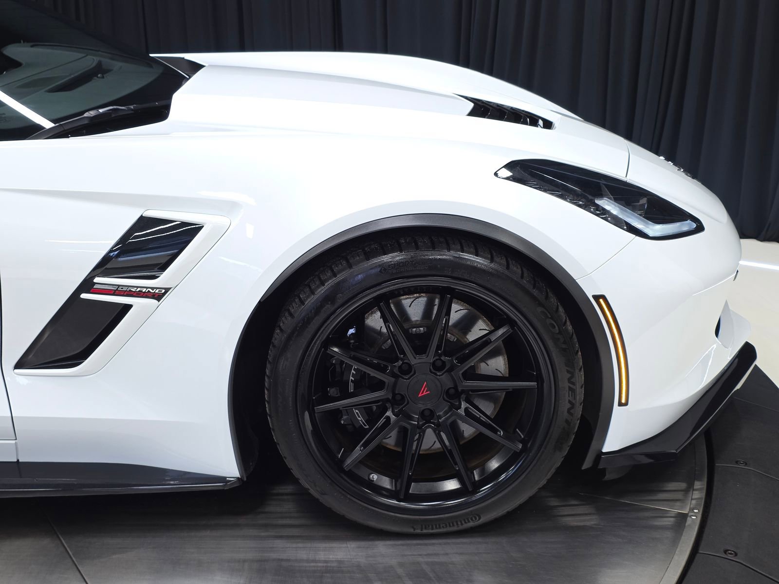 Used 2019 Chevrolet Corvette Grand Sport RWD image 37