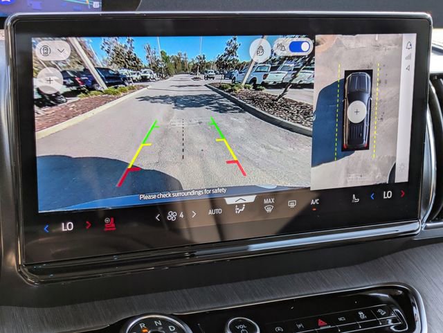 Certified 2025 Ford Expedition Platinum w/ Platinum Ultimate Package image 21