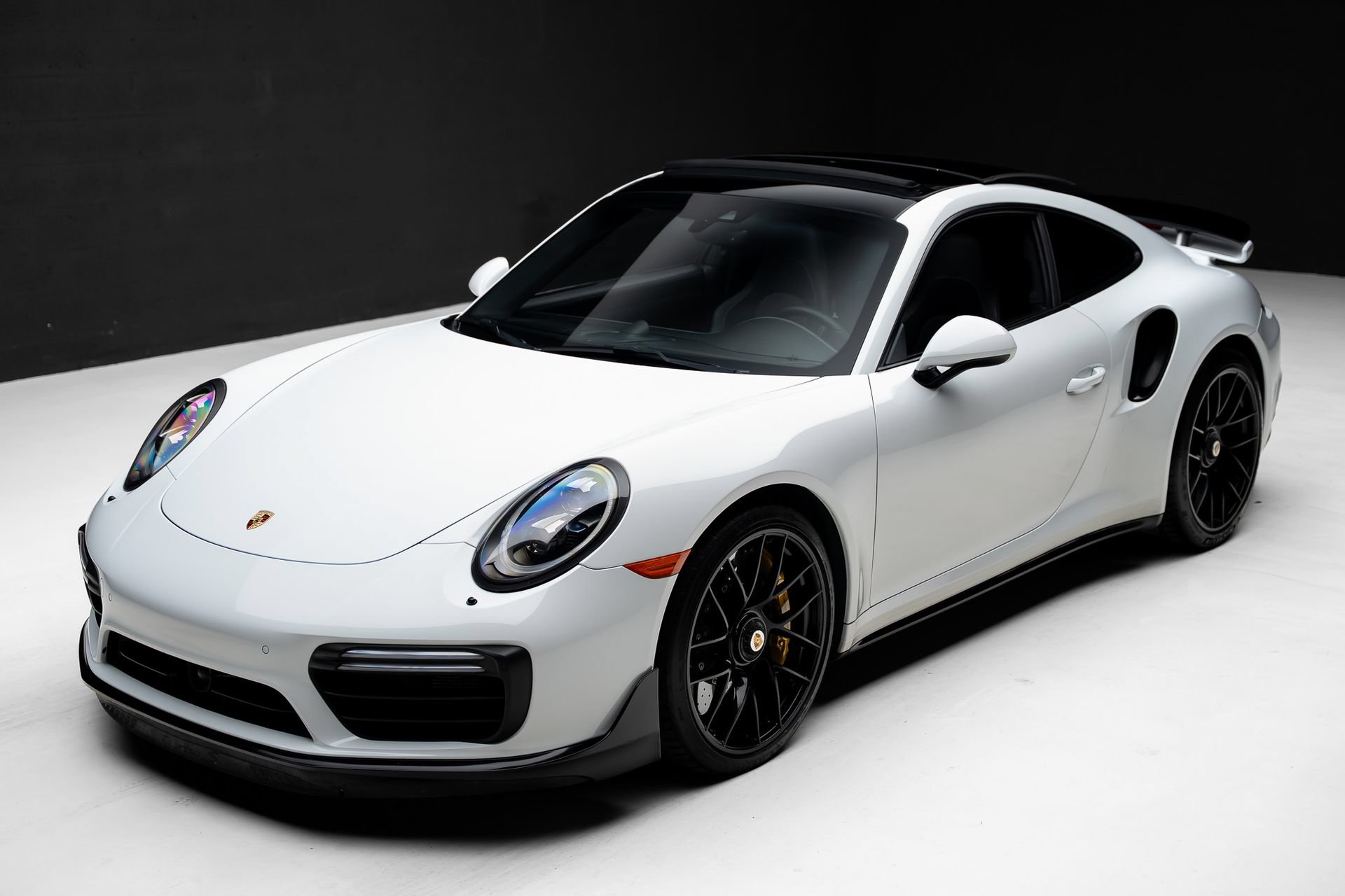 Used 2017 Porsche 911 Turbo S AWD/4WD image 5