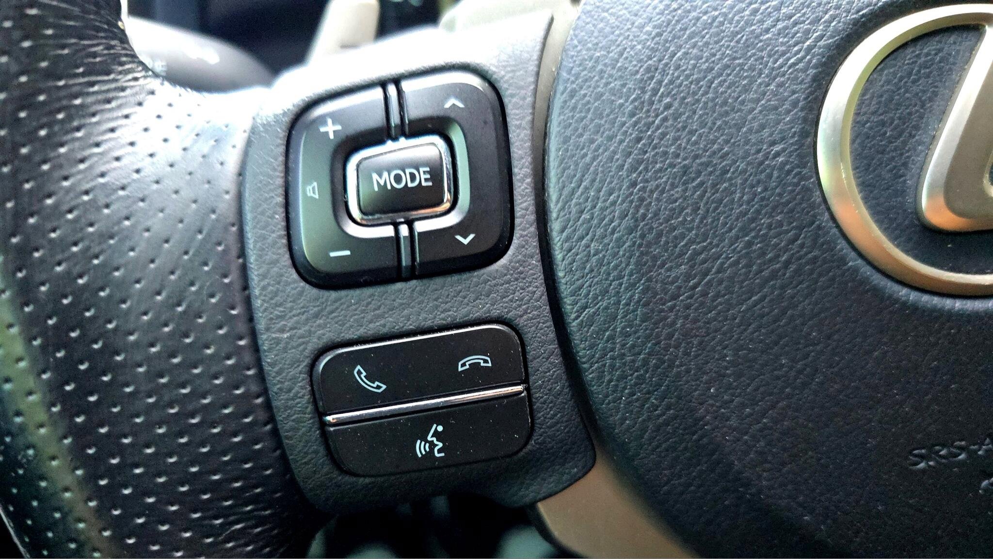 Used 2017 Lexus RC 200t F Sport image 34