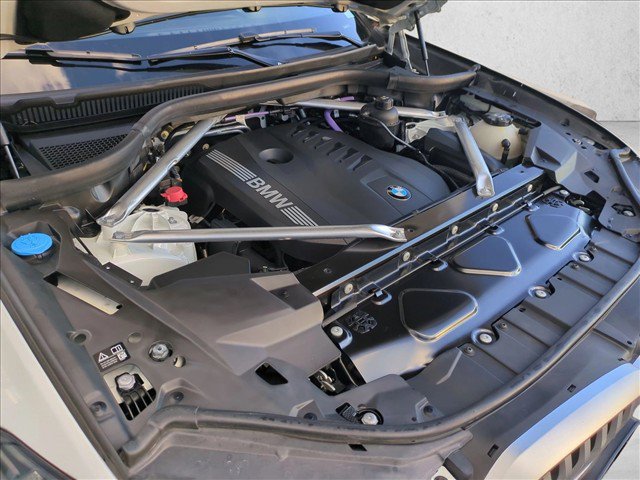 Used 2024 BMW X5 sDrive40i w/ Parking Assistance Package RWD image 25