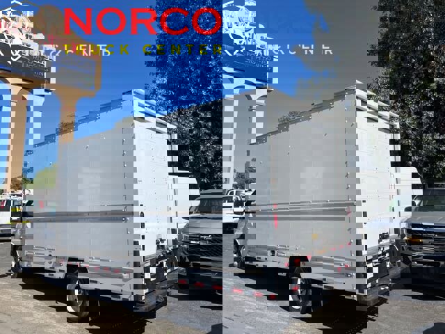 Used 2018 GMC Savana 3500 Extended w/ Driver Convenience Package image 2