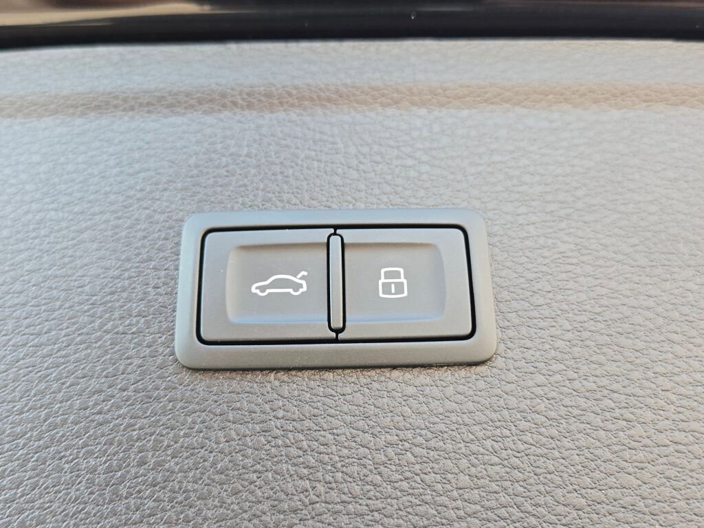 Used 2025 Audi Q5 2.0T Premium Plus image 23