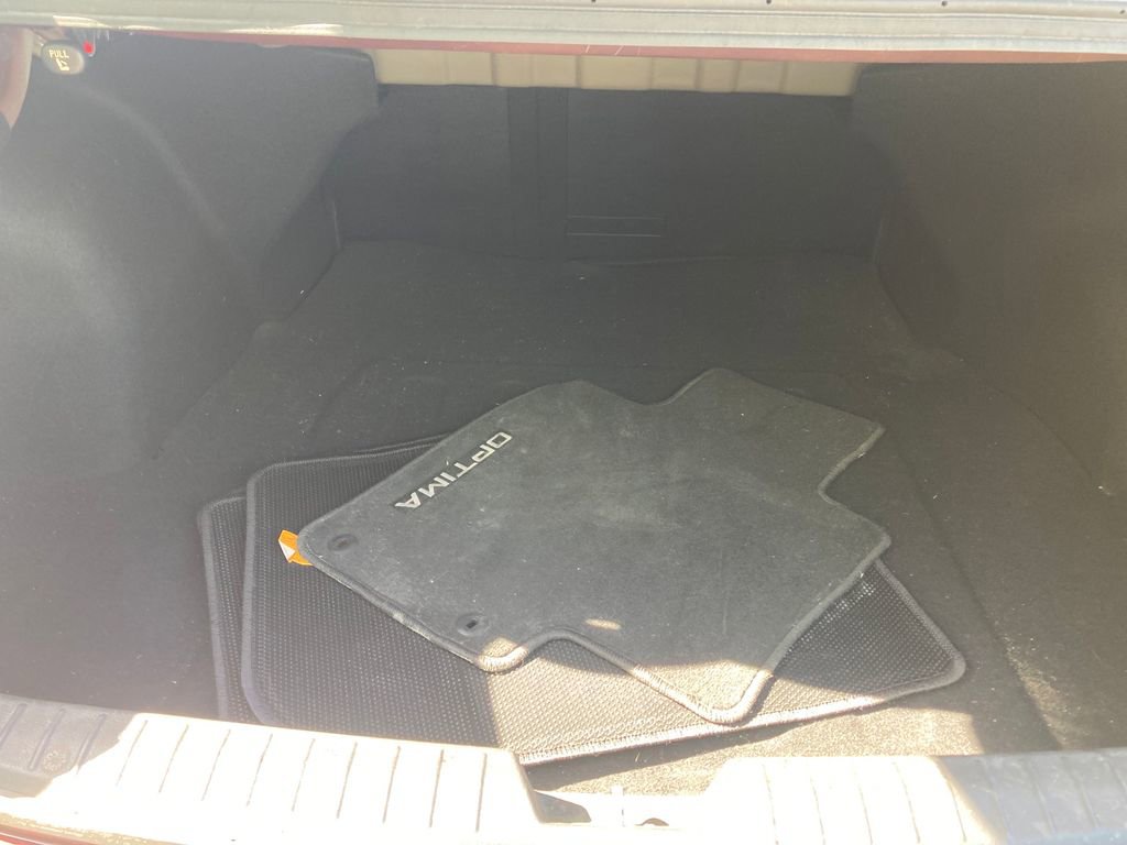 Used 2015 Kia Optima LX image 27