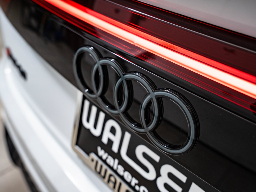 New 2026 Audi RS Q8 performance AWD/4WD image 18