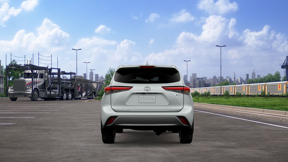 New 2026 Toyota Highlander Limited image 10