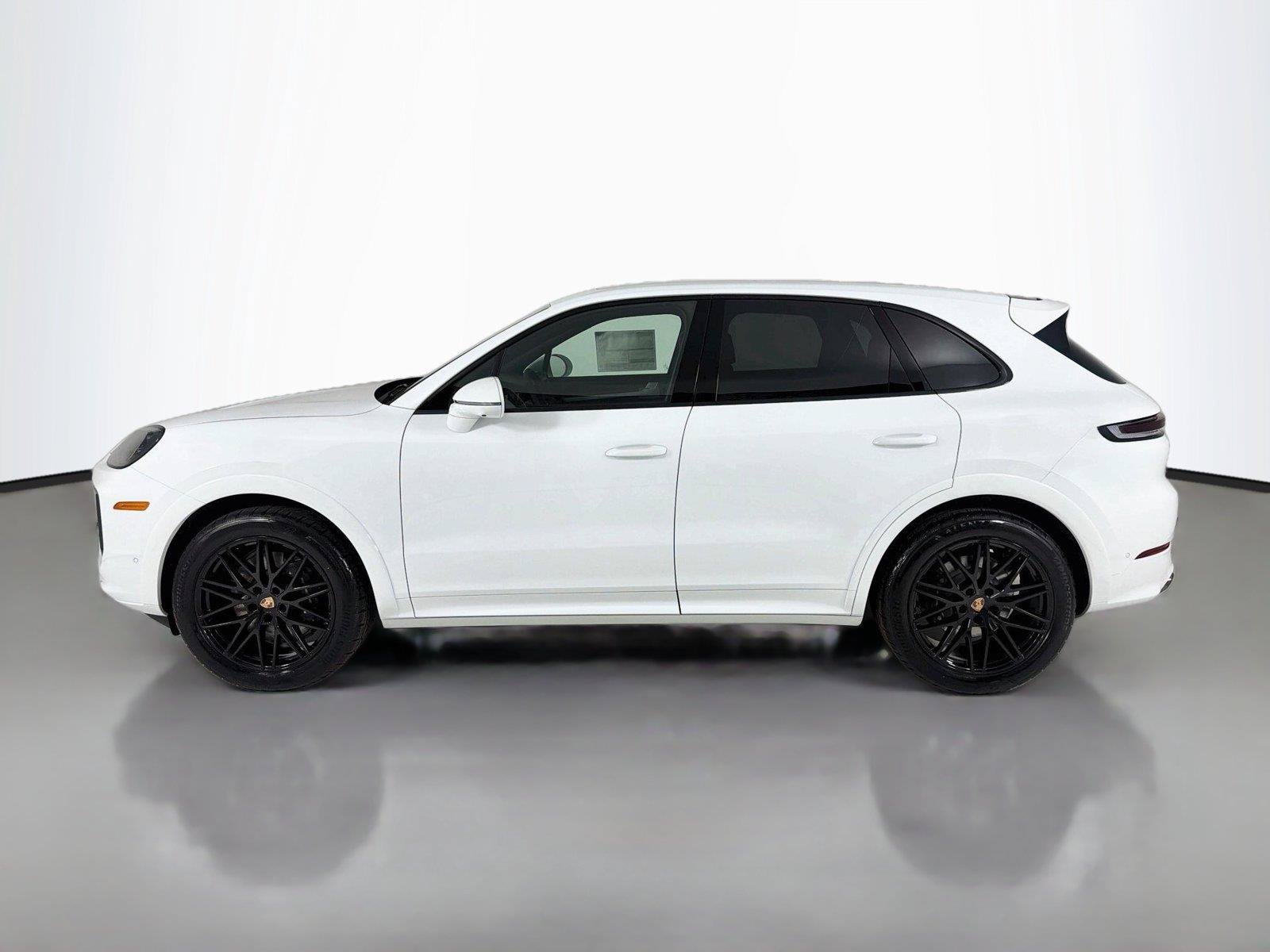 New 2026 Porsche Cayenne AWD/4WD image 2