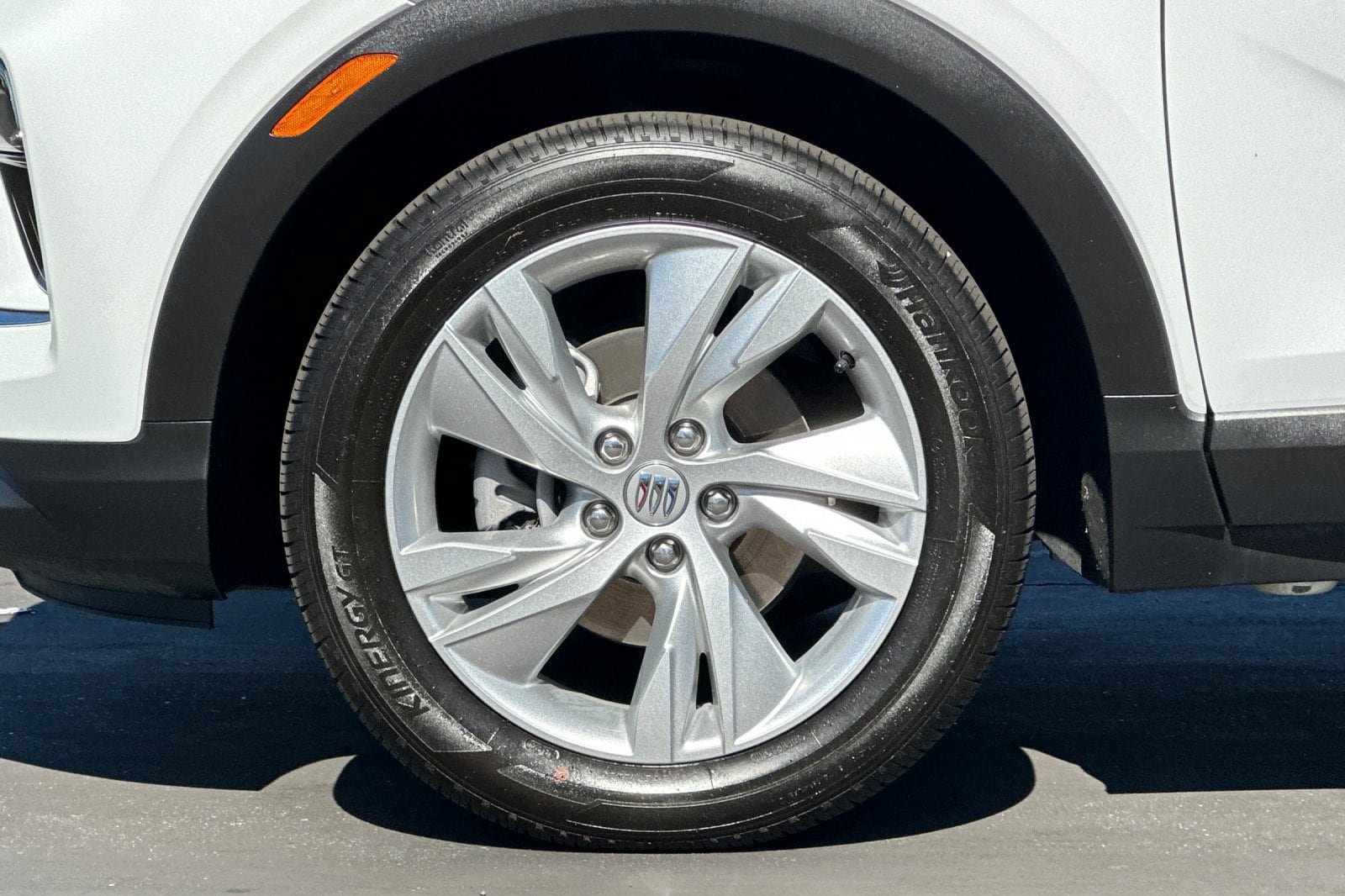 Used 2024 Buick Encore GX Preferred FWD image 26