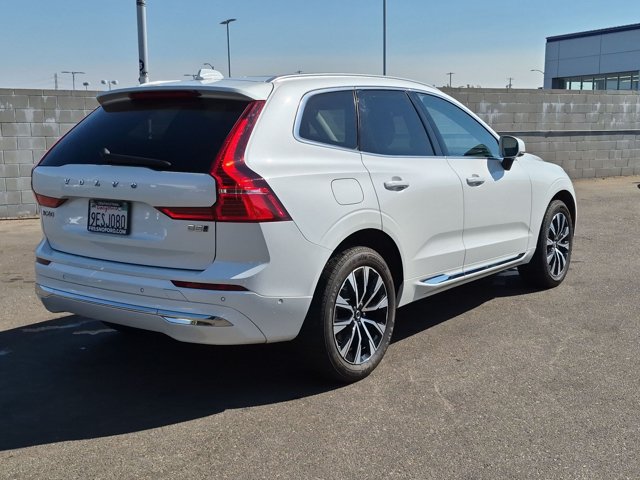 Used 2023 Volvo XC60 B5 Plus AWD/4WD image 5