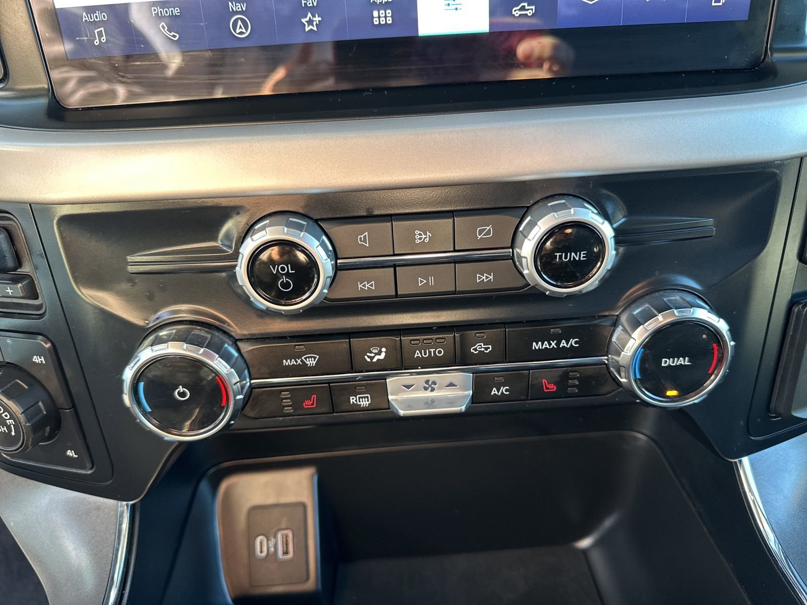 Used 2023 Ford F150 XLT w/ Equipment Group 302A High image 29