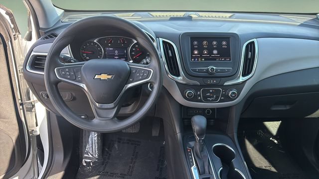 Used 2022 Chevrolet Equinox LS w/ LS Convenience Package FWD image 9