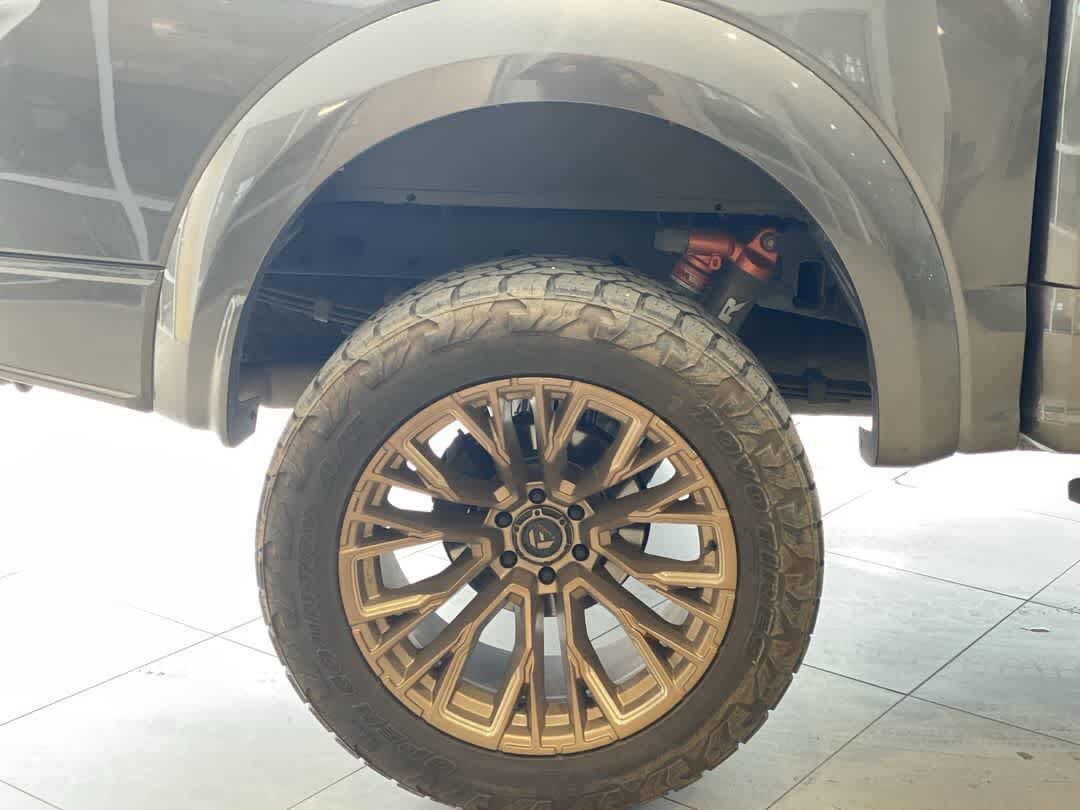 Used 2019 Ford F150 Raptor w/ Equipment Group 802A Luxury AWD/4WD image 13
