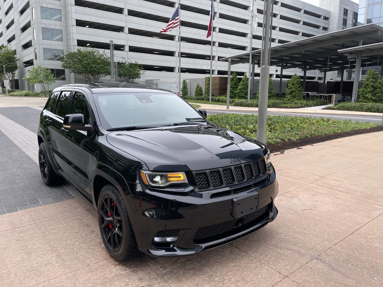 Used 2021 Jeep Grand Cherokee SRT AWD/4WD image 30