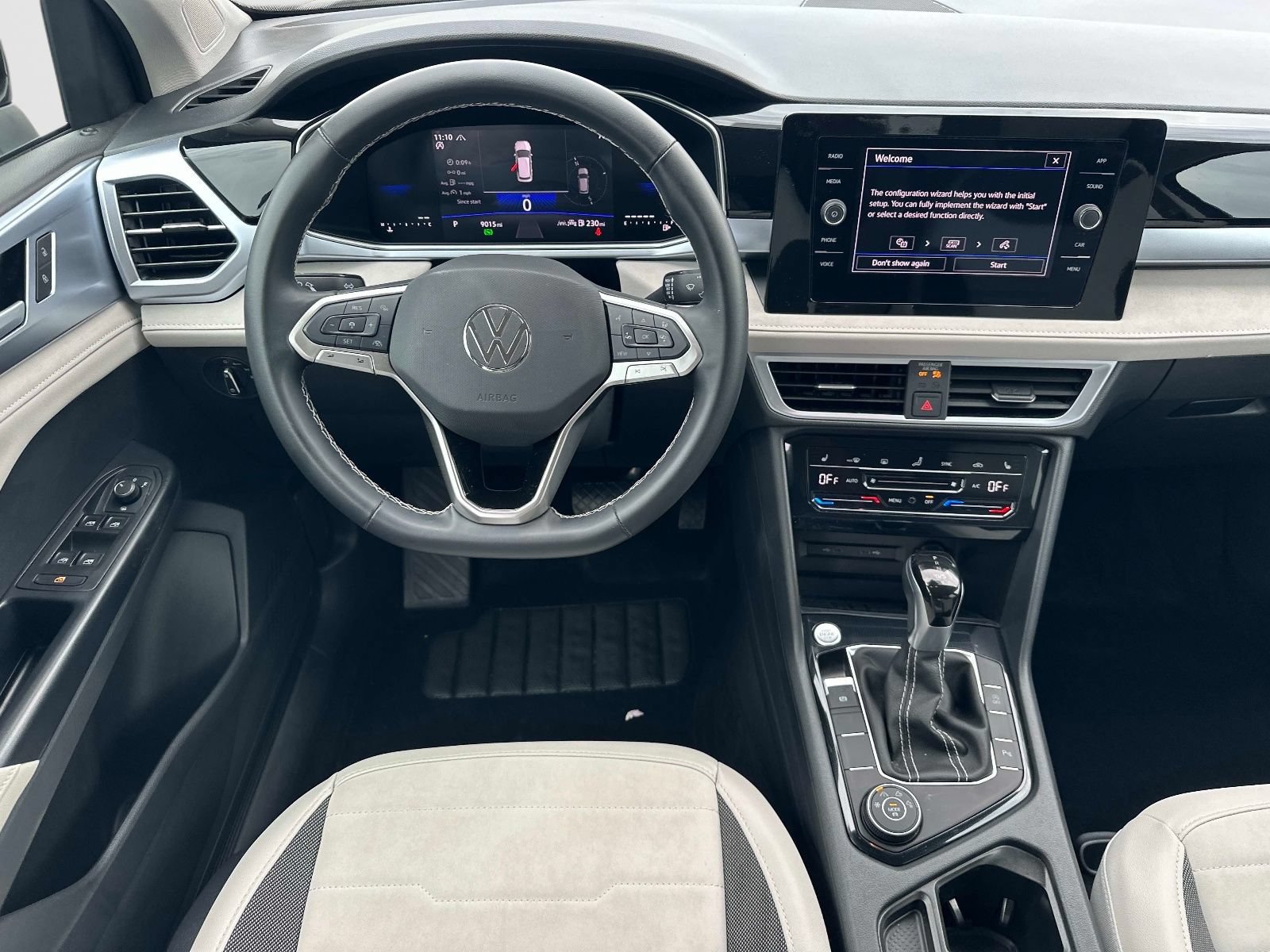 Certified 2025 Volkswagen Taos SE AWD/4WD image 8