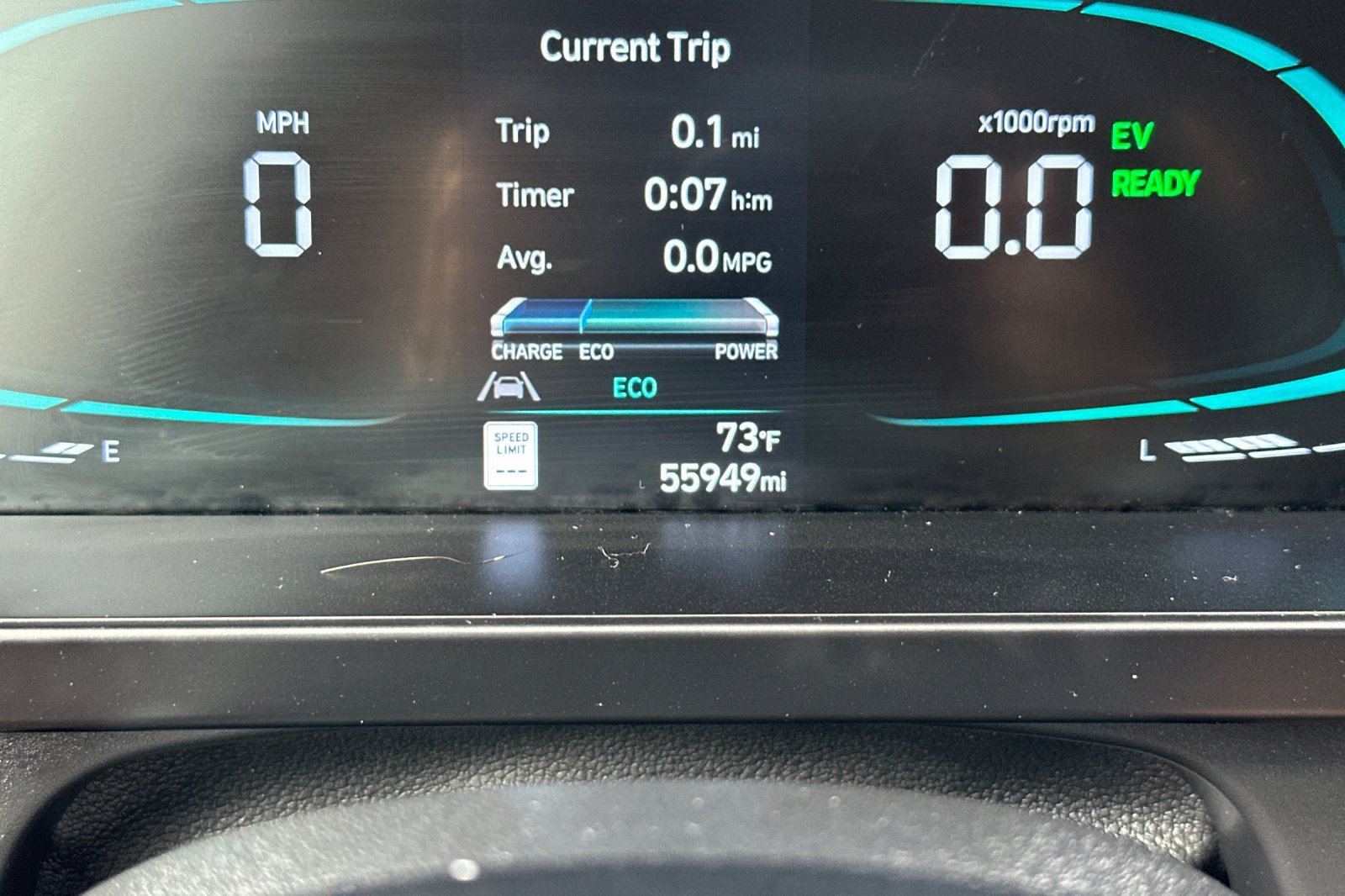 Used 2025 Hyundai Elantra Hybrid FWD image 27