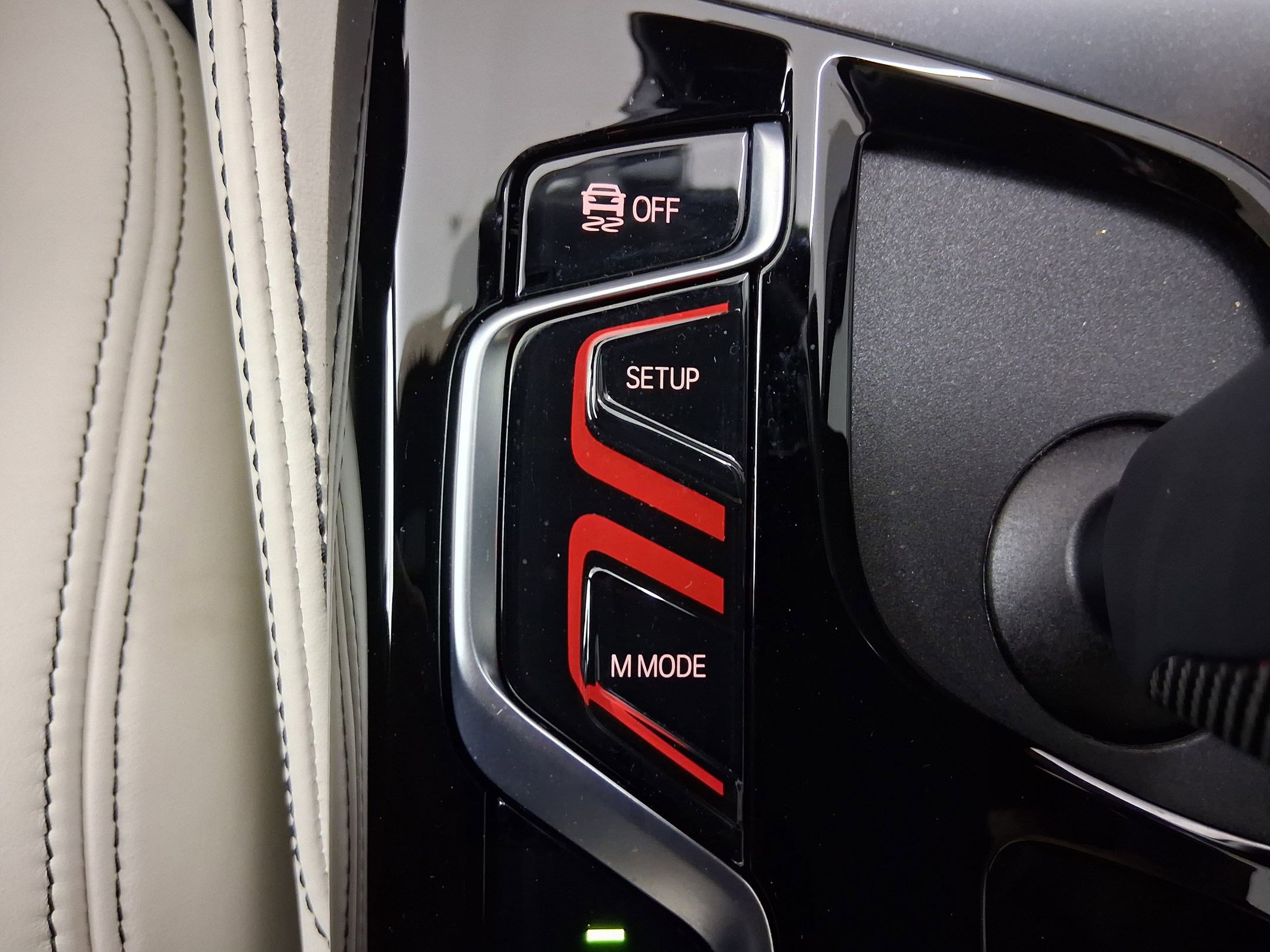 Certified 2023 BMW M5 w/ Competition Package image 18