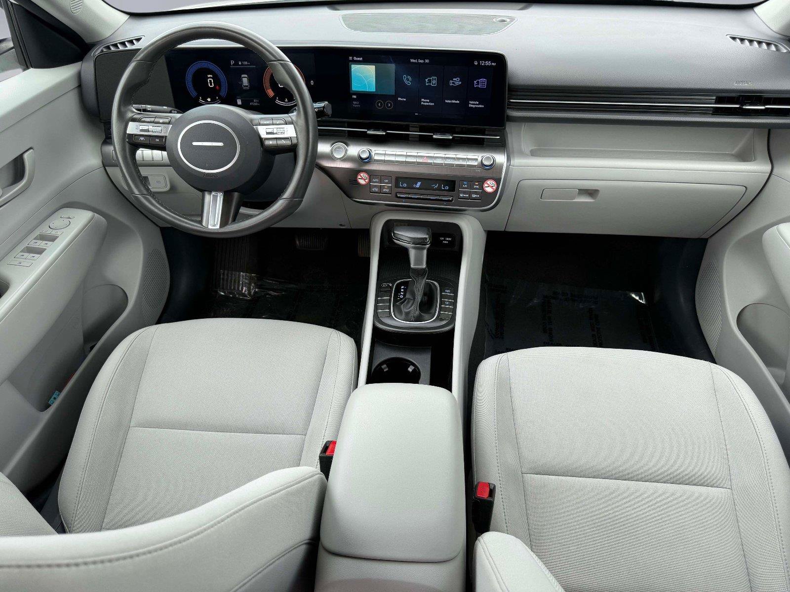 Used 2025 Hyundai Kona SEL FWD image 15