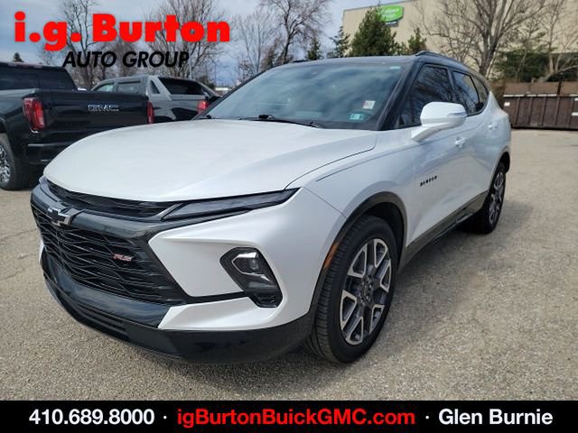 Used 2023 Chevrolet Blazer RS w/ Driver Confidence II Package image 3