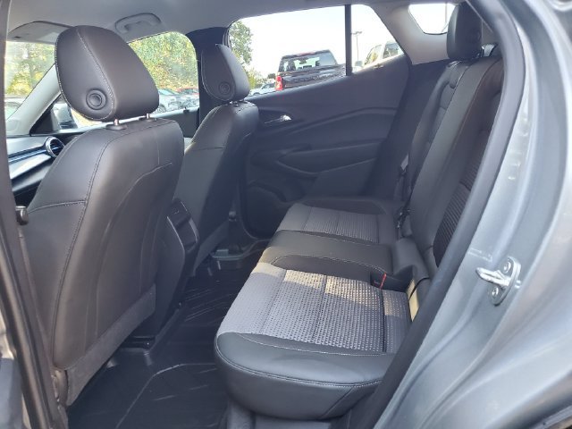 Certified 2024 Chevrolet Trax LT w/ Driver Confidence Package FWD image 11