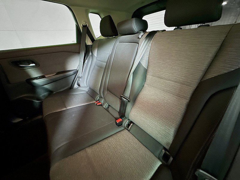 Used 2023 Nissan Rogue SV image 20