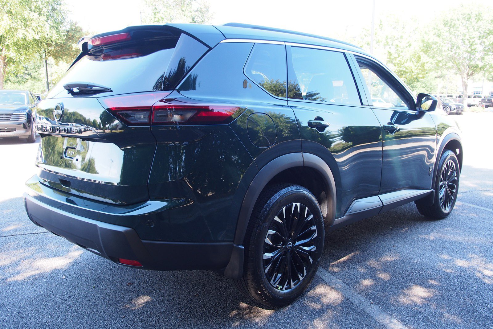 New 2026 Nissan Rogue Dark Armor FWD image 7
