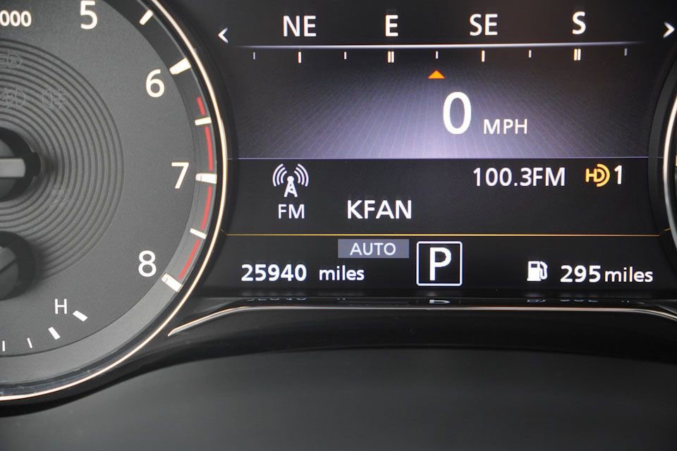 Used 2023 INFINITI QX80 Sensory w/ All-Season Package image 42