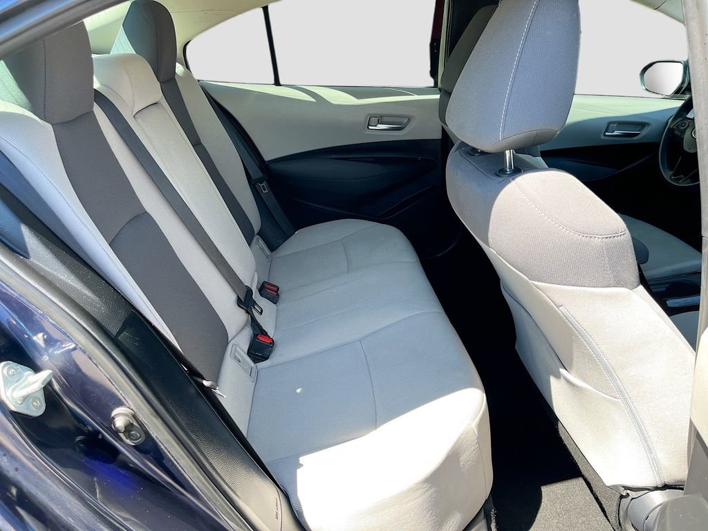 Used 2021 Toyota Corolla LE FWD image 24