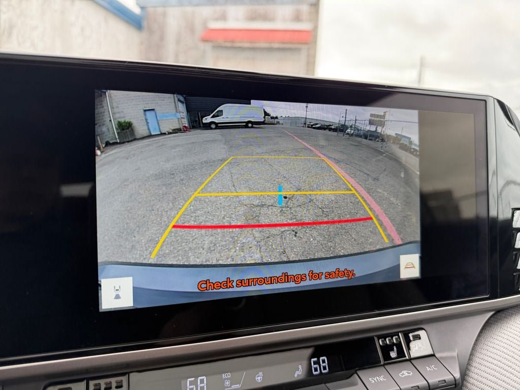 Used 2025 Toyota Camry SE w/ Multimedia Upgrade Package AWD/4WD image 17
