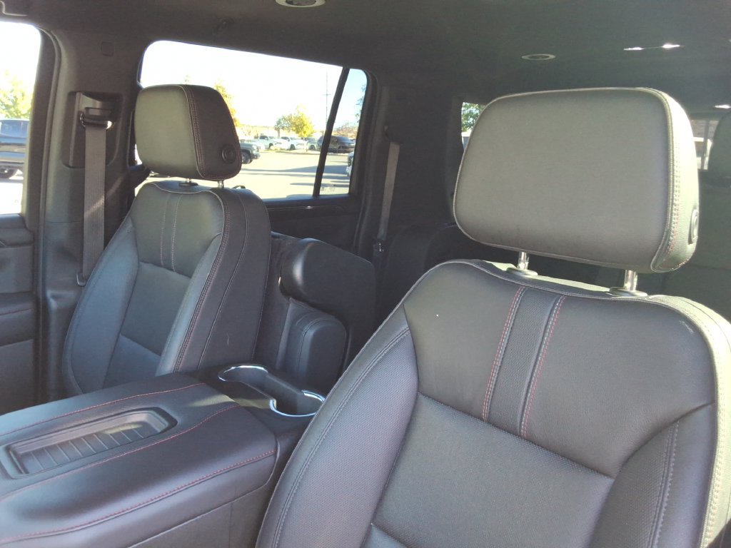 Certified 2022 Chevrolet Suburban RST w/ Luxury Package AWD/4WD image 24