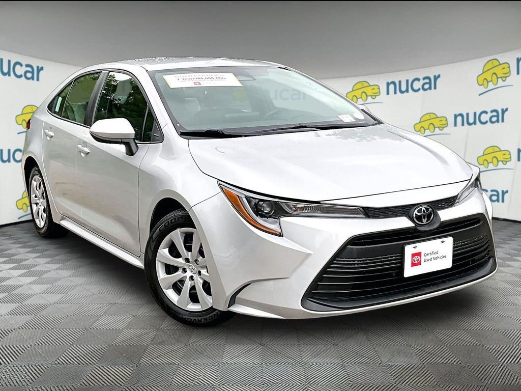 Certified 2023 Toyota Corolla LE FWD image 1